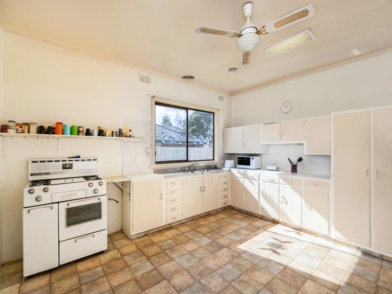 5 Stewart Street, Thomastown VIC 3074