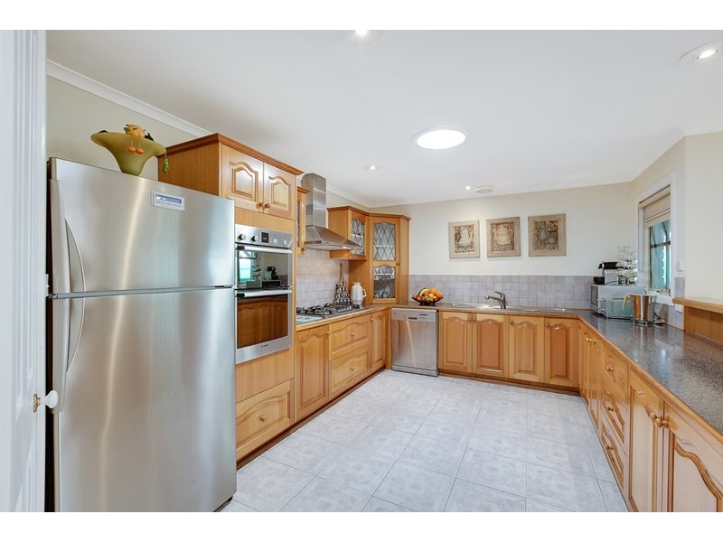 12 Buxton Court, Meadow Heights VIC 3048