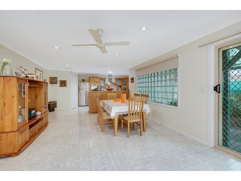 12 Buxton Court, Meadow Heights VIC 3048
