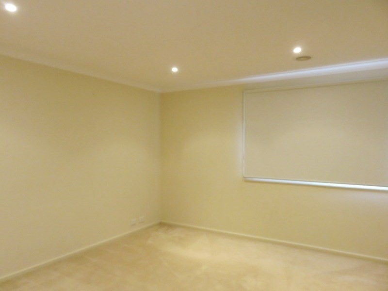 26 Waterlily Drive, Epping VIC 3076