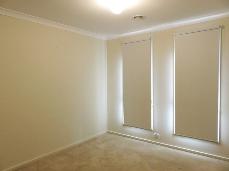 26 Waterlily Drive, Epping VIC 3076