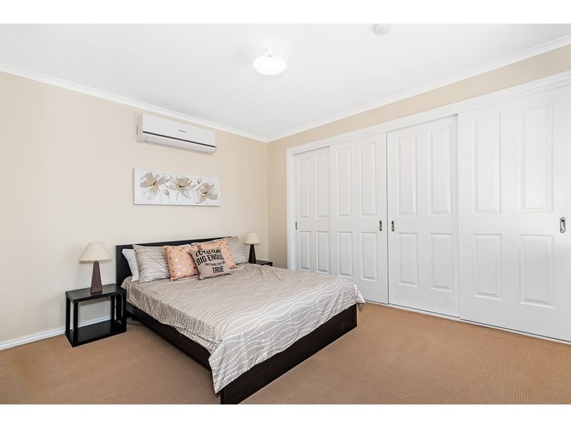 4/9-11 Oak Street, Whittlesea VIC 3757