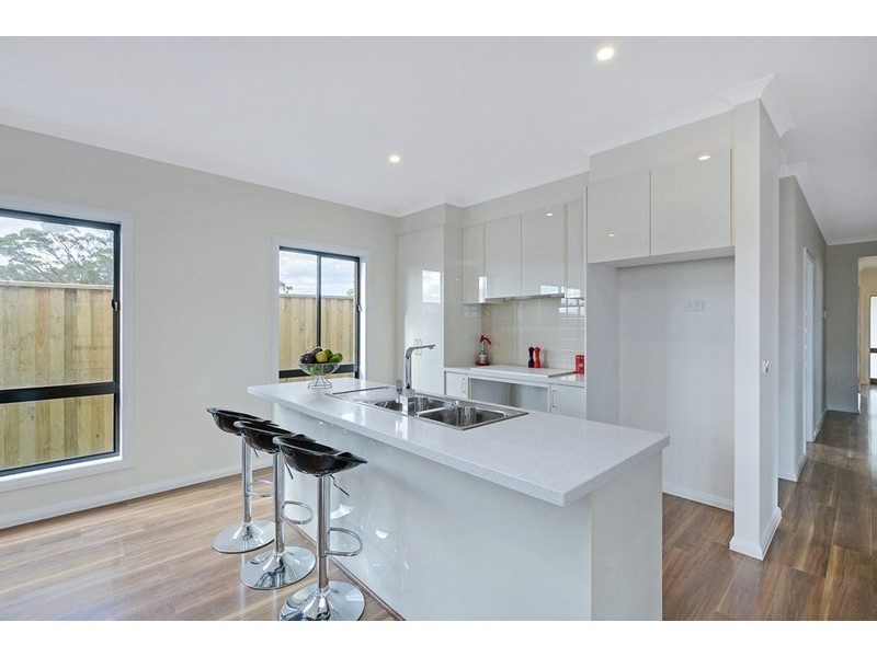 38 Yellowbrick Road, Doreen VIC 3754