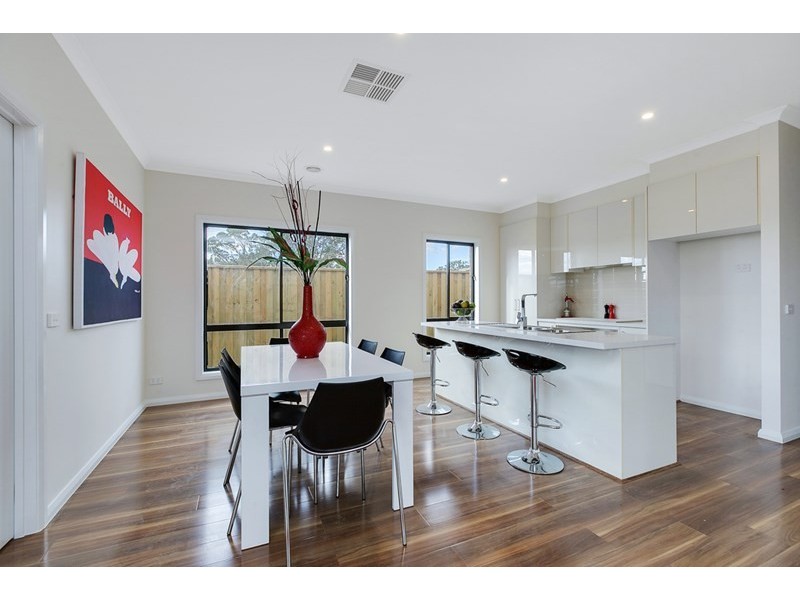 38 Yellowbrick Road, Doreen VIC 3754