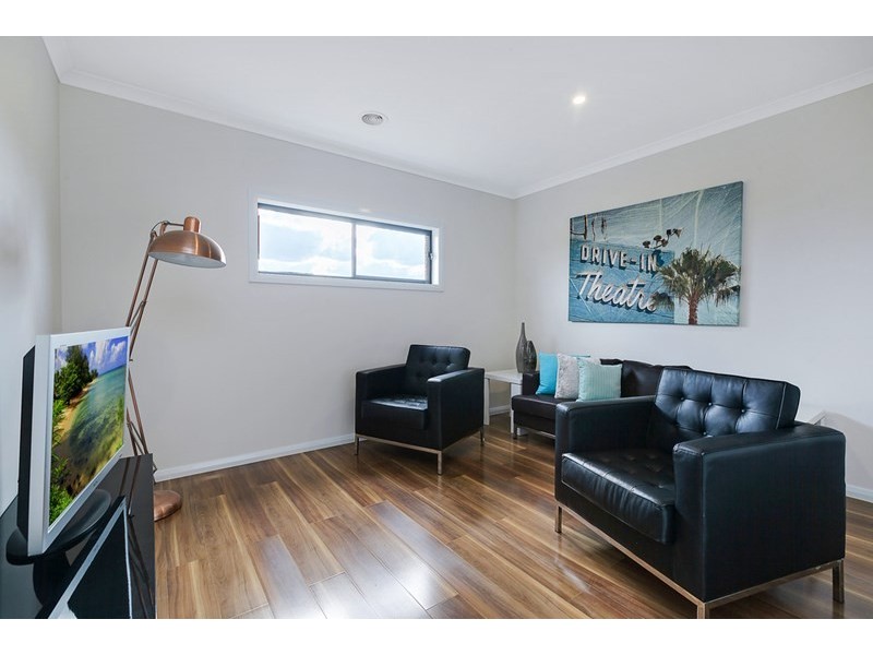 38 Yellowbrick Road, Doreen VIC 3754