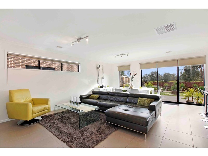 18 Arum Walk, Mernda VIC 3754