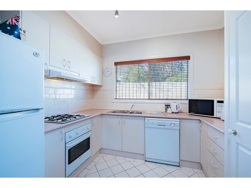 32 Kathleen Street, Rosanna VIC 3084