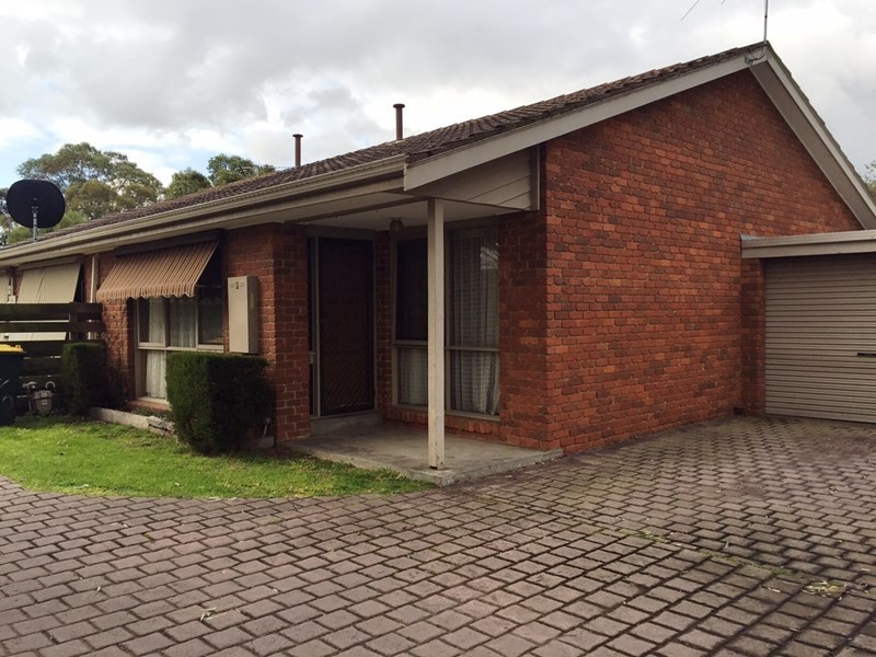 2/12 Young Street, Epping VIC 3076