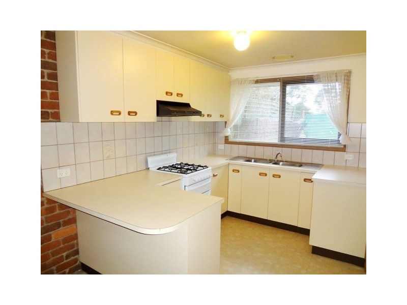 2/12 Young Street, Epping VIC 3076