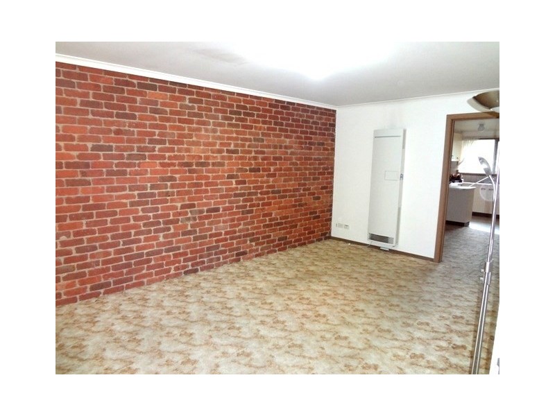 2/12 Young Street, Epping VIC 3076