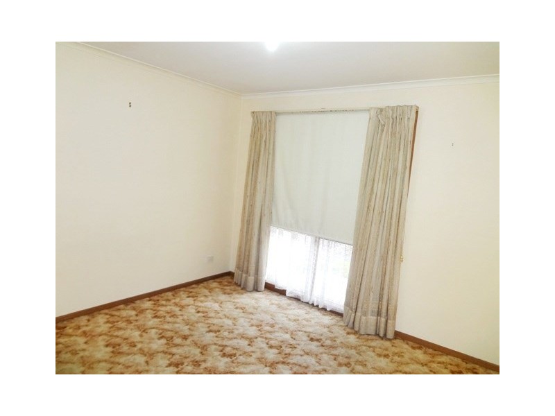 2/12 Young Street, Epping VIC 3076