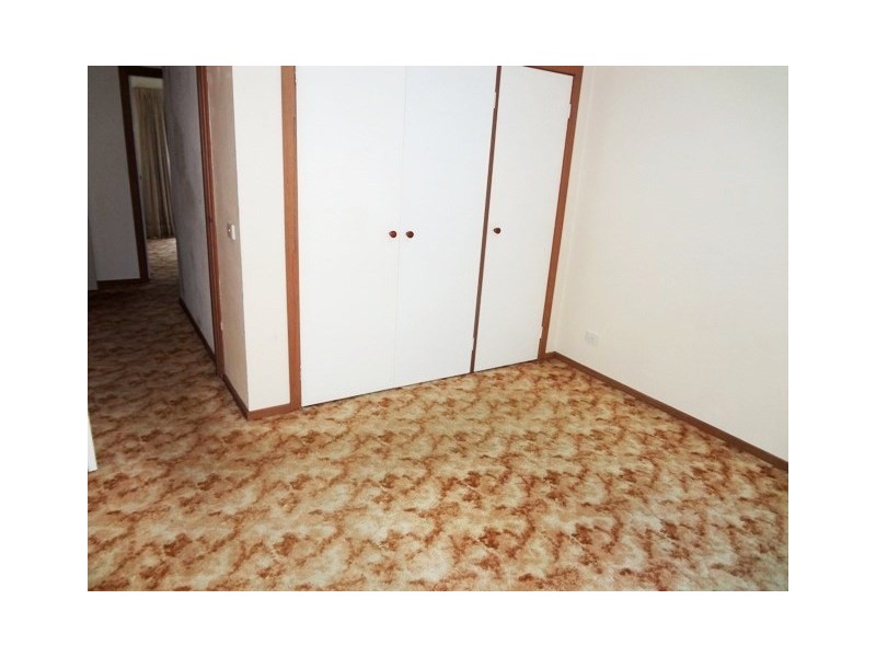 2/12 Young Street, Epping VIC 3076