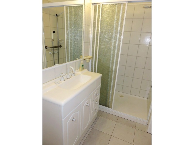 195 Victoria Drive, Thomastown VIC 3074