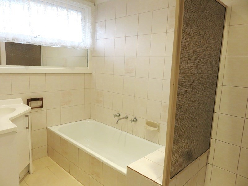 195 Victoria Drive, Thomastown VIC 3074