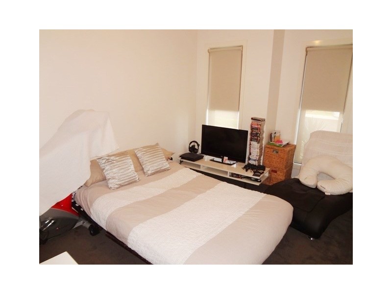 14 Zinnober Gardens, Epping VIC 3076