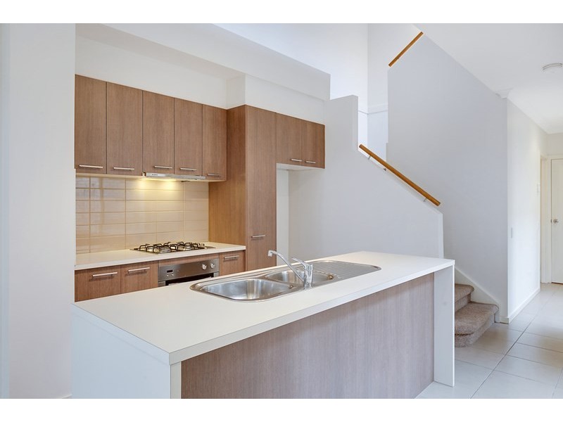 4 Cadiz Walk, Epping VIC 3076
