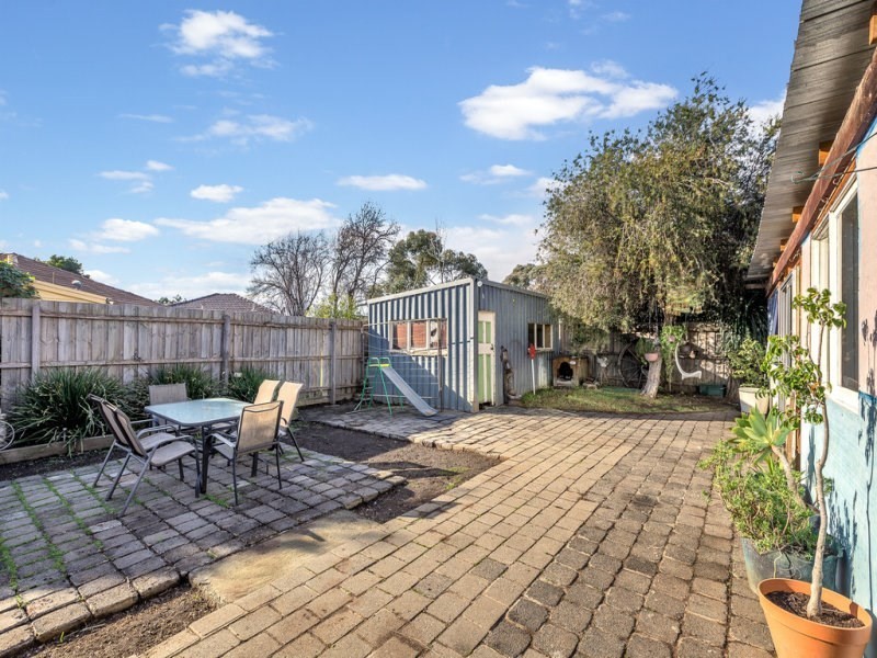 24 Peppercorn Parade, Epping VIC 3076