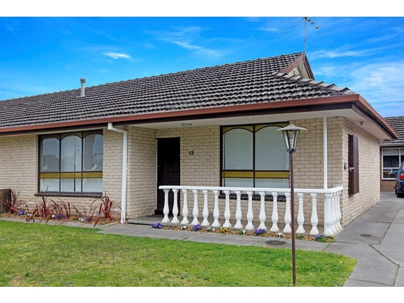 13/9 Seaver Grove, Reservoir VIC 3073
