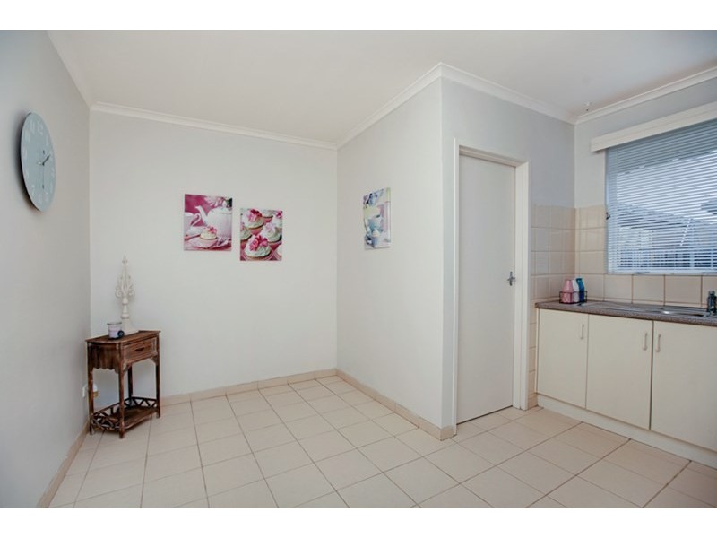13/9 Seaver Grove, Reservoir VIC 3073