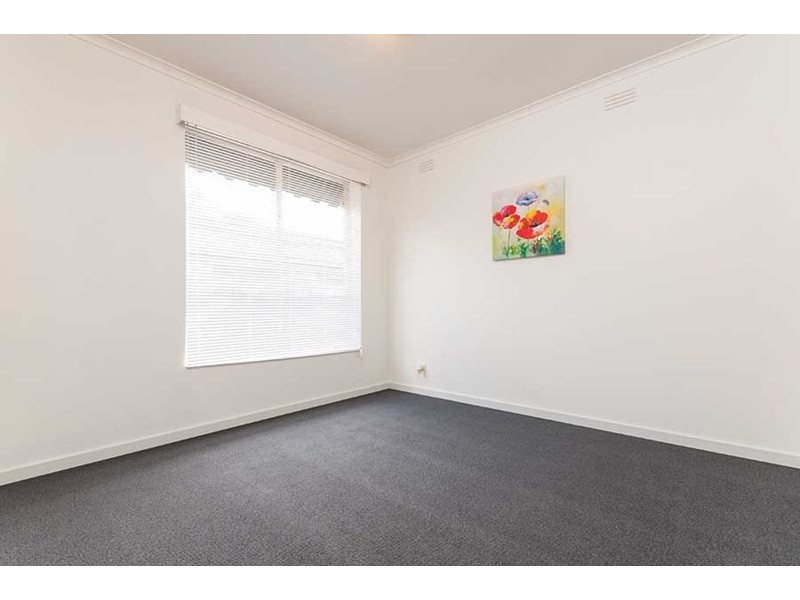 13/9 Seaver Grove, Reservoir VIC 3073