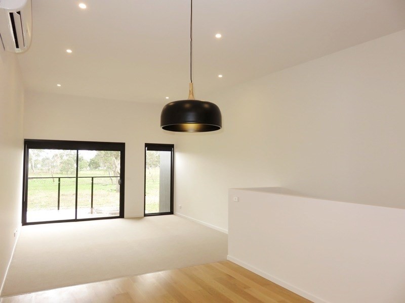 23 Albany Road, Mill Park VIC 3082