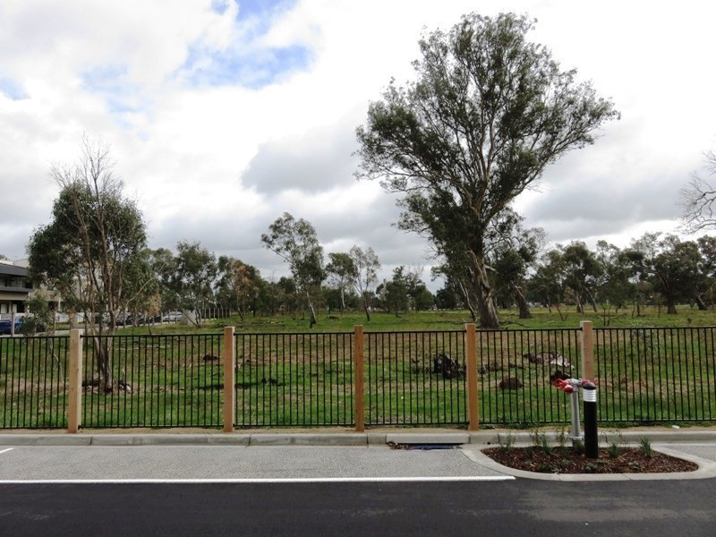 23 Albany Road, Mill Park VIC 3082