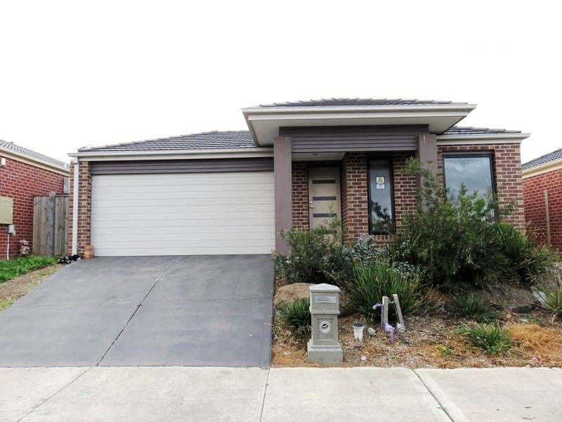 13 Beresford Road, Wollert VIC 3750