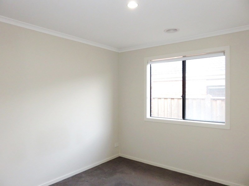 13 Beresford Road, Wollert VIC 3750