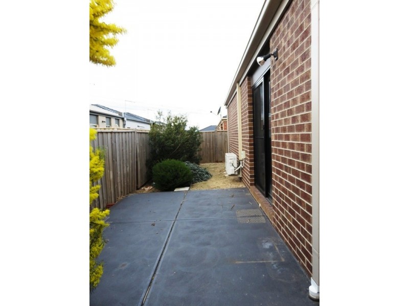 13 Beresford Road, Wollert VIC 3750