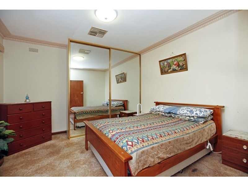 576 Gilbert Road, Reservoir VIC 3073