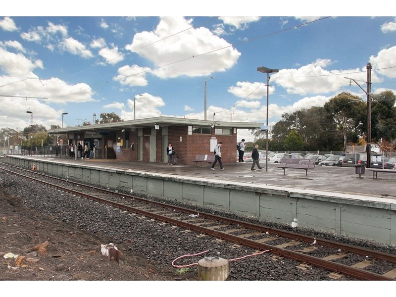 52 Dickens Street, Lalor VIC 3075