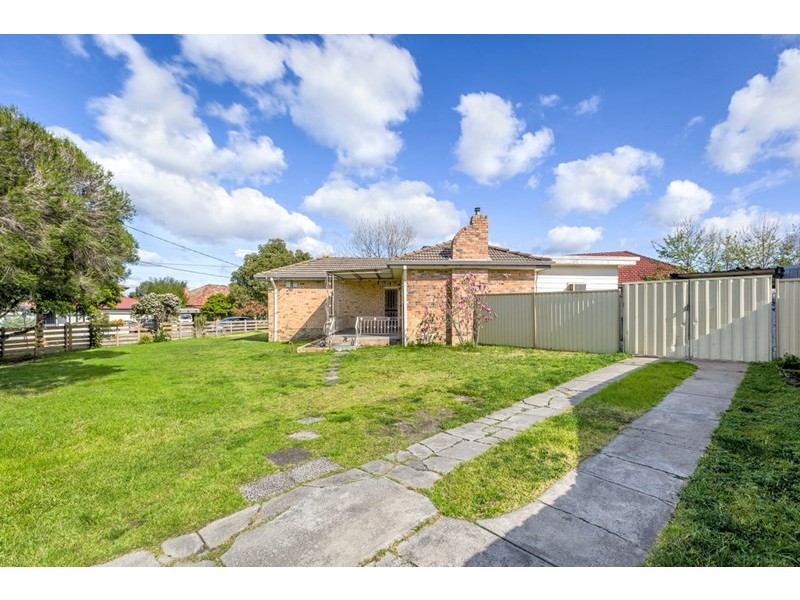 5 Borrie Street, Reservoir VIC 3073