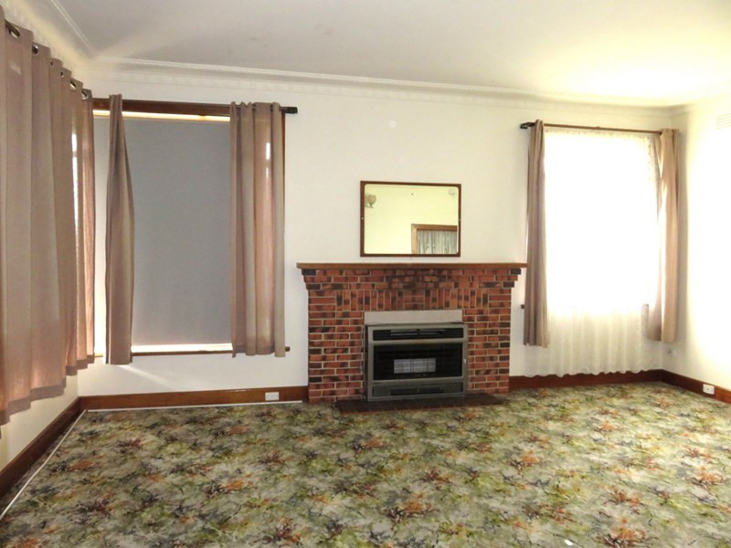 39 Davisson Street, Epping VIC 3076