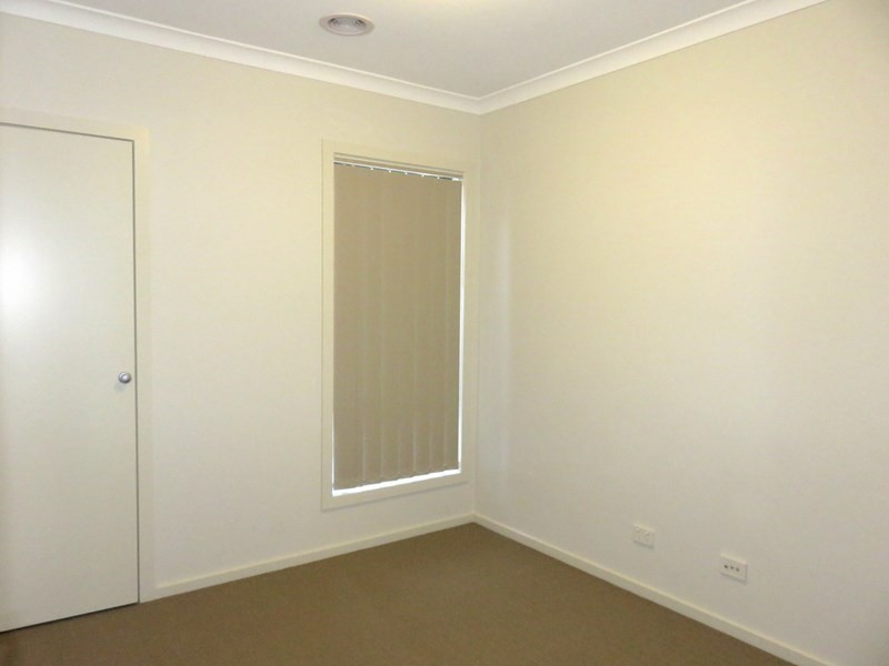18 Argus Esplanade, Epping VIC 3076