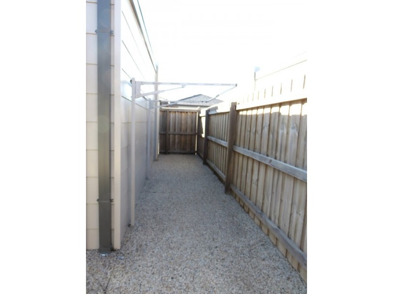 18 Argus Esplanade, Epping VIC 3076