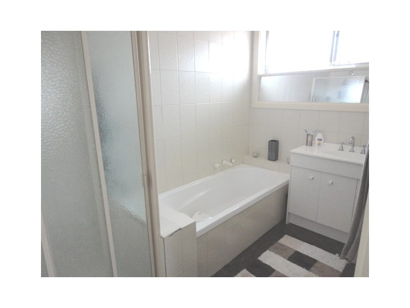 37 Kemp Avenue, Thomastown VIC 3074