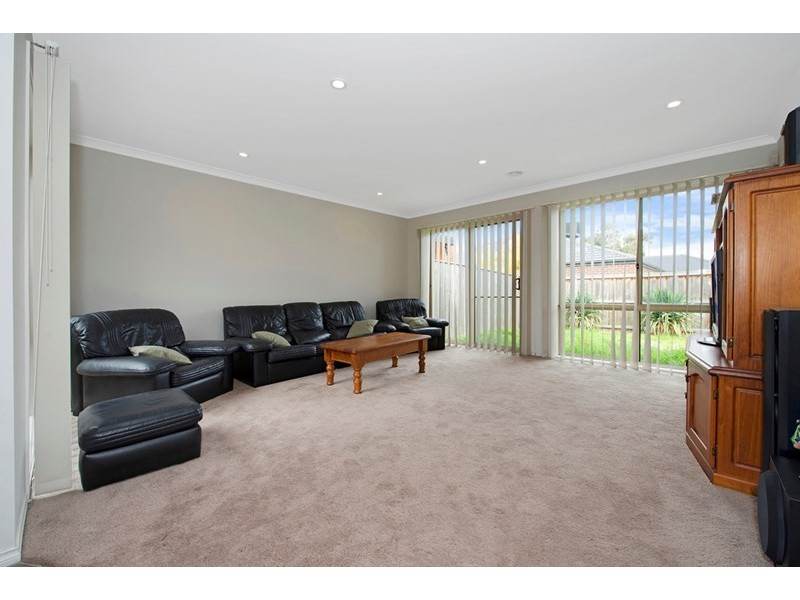 14 Peak Crescent, Doreen VIC 3754