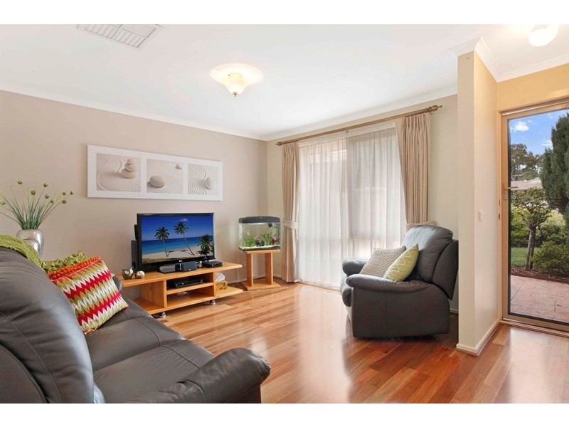 4 Avon Place, Epping VIC 3076