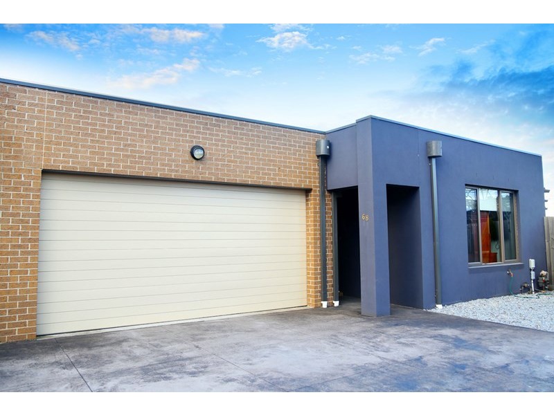 68 Serenity Way, South Morang VIC 3752