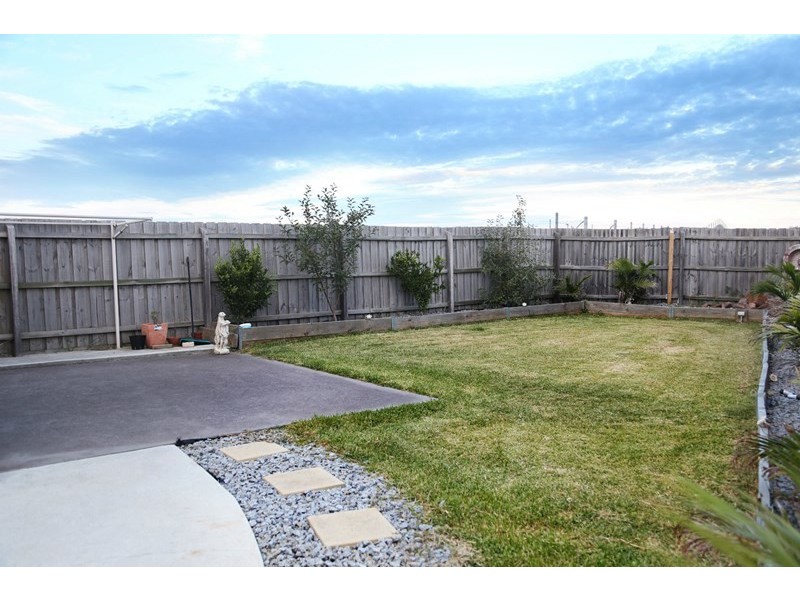 68 Serenity Way, South Morang VIC 3752