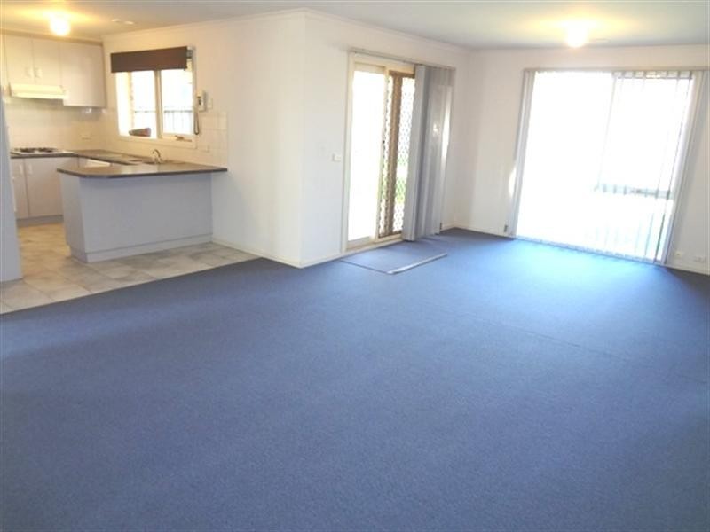 25 The Seekers Crescent, Mill Park VIC 3082