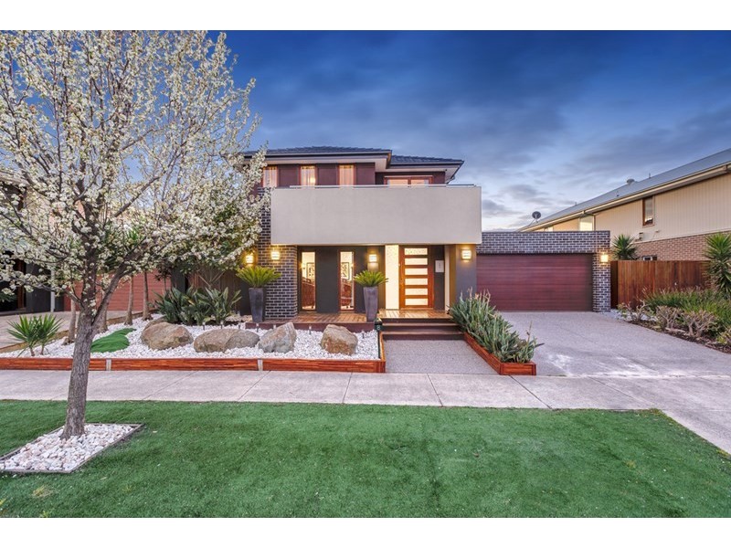 8 McCubbin Way, Mernda VIC 3754