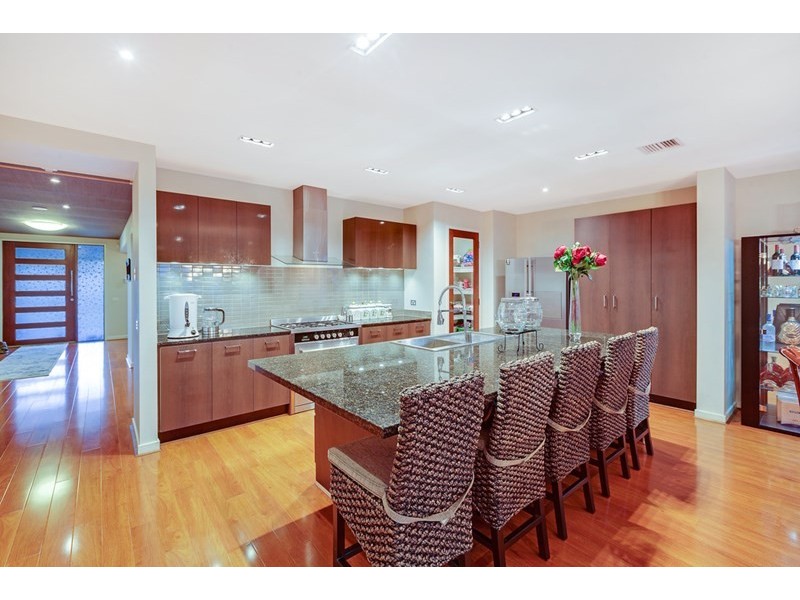 8 McCubbin Way, Mernda VIC 3754