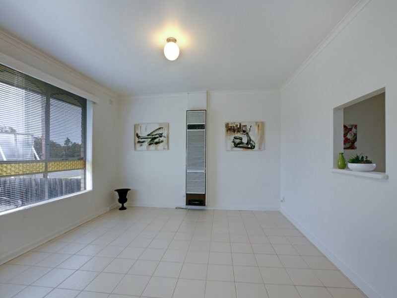 13/9 Seaver Grove, Reservoir VIC 3073