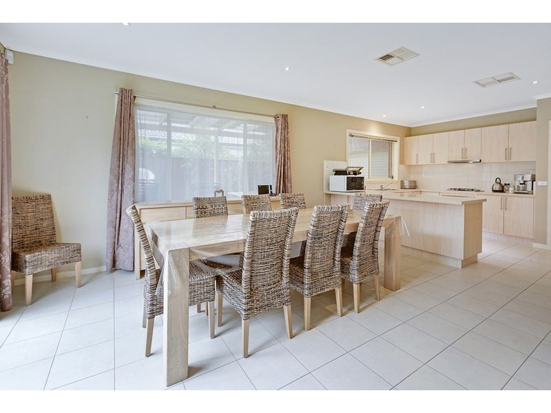 1 Rowanval Terrace, Mernda VIC 3754