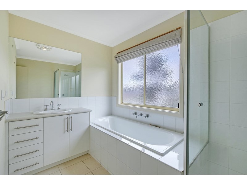 1 Rowanval Terrace, Mernda VIC 3754