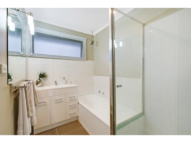 14 Ella Court, Lalor VIC 3075