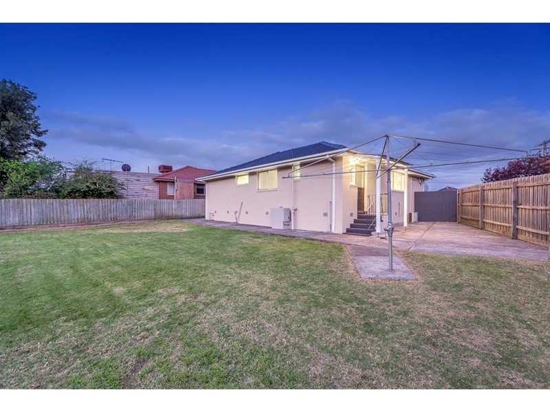 14 Ella Court, Lalor VIC 3075