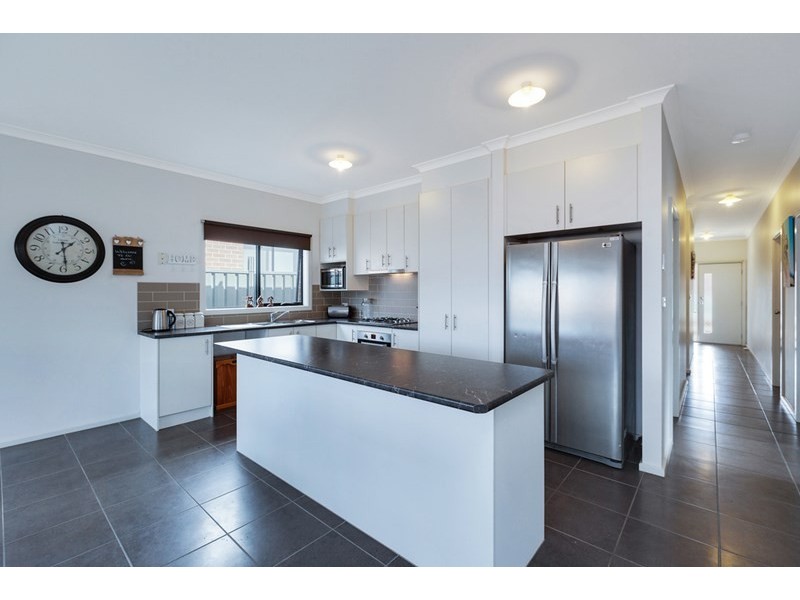 3 Fenix Way, Wollert VIC 3750