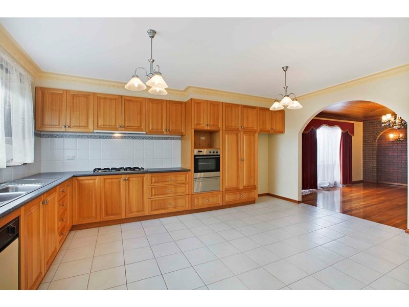 9 Bega Court, Lalor VIC 3075